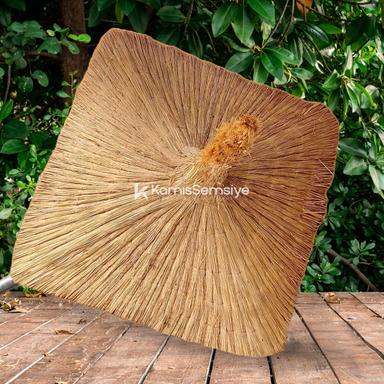 Kıbrıs Kamış Hasır Şemsiye